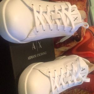 Women size 9 Armani exchange stylish casual shoe worn once still like new